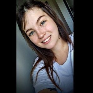 Meet your Posher, Rosalie